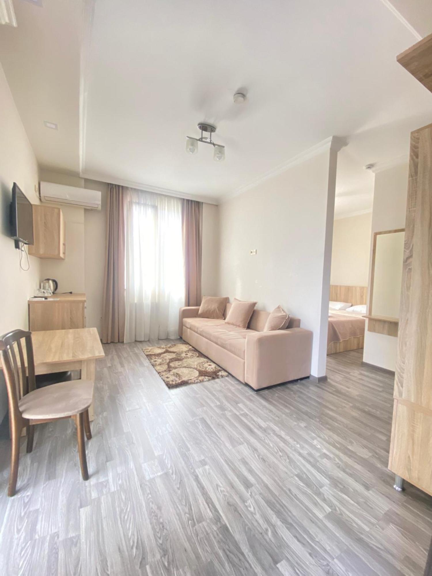 Hotel Garanti 바투미 외부 사진